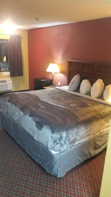 Osu Queen Bed Hotel Room 217 Wi-Fi Stillwater Luaran gambar
